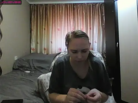 JenniDeep online show from 03/30/26, 10:05