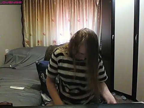 JenniDeep online show from 04/18/26, 09:35