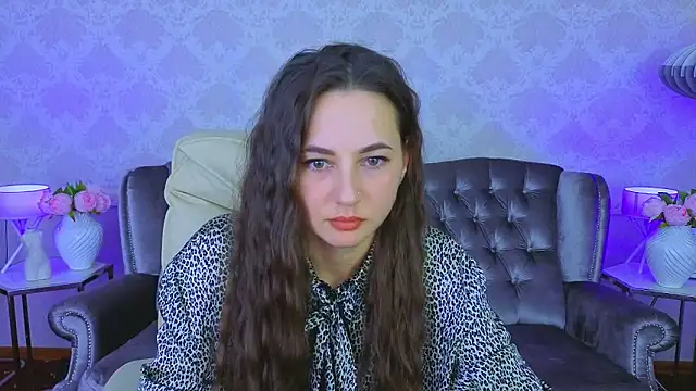 Snapshot of LayllaStarr chatting on 11/17/25, 06:41 LayllaStarr online show from 11/17/25, 06:41