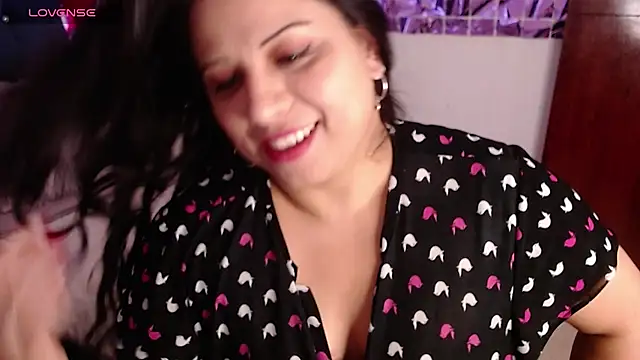 Snapshot of Catalinajane1 chatting on 04/20/26, 07:15 Catalinajane1 online show from 04/20/26, 07:15