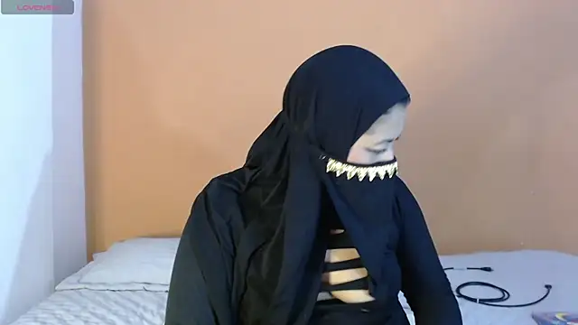 amina fair online show from 11/19/25, 06:46