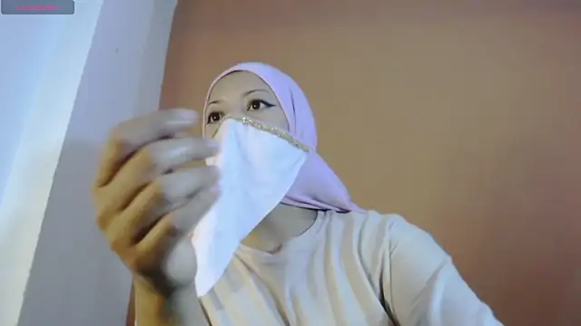 amina fair online show from 11/21/25, 06:34