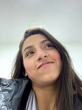 Snapshot of Paulett_Smith chatting on 12/01/25, 11:21 Paulett Smith online show from 12/01/25, 11:21