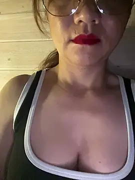 Snapshot of Diana-sexyy chatting on 07/17/26, 11:09 Diana-sexyy online show from 07/17/26, 11:09