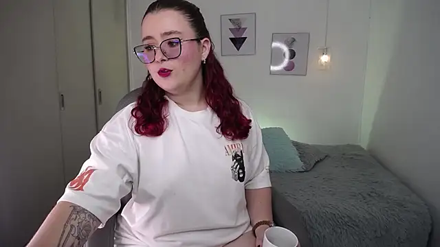 selene rouse  online show from 04/01/26, 11:02