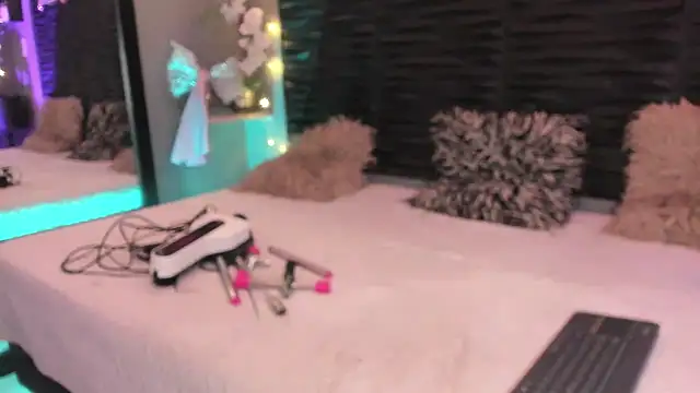 lusstyles 1 online show from 12/21/25, 07:48