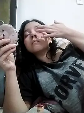 chibi love online show from 11/22/25, 07:18