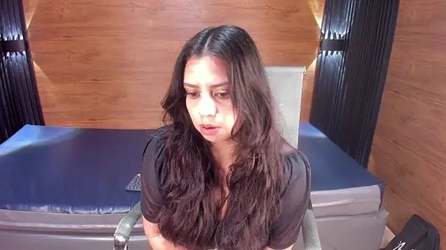 Karoll Heart online show from 11/18/25, 07:07