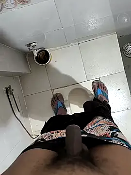 Ritik143jhil online show from 11/17/25, 12:11