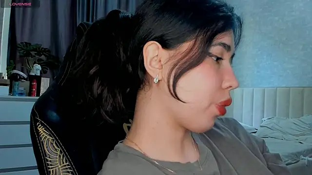 Snapshot of Diara_1an chatting on 05/08/26, 03:34 Diara 1an online show from 05/08/26, 03:34