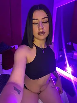 GinebraBelucci online show from 11/22/25, 02:10