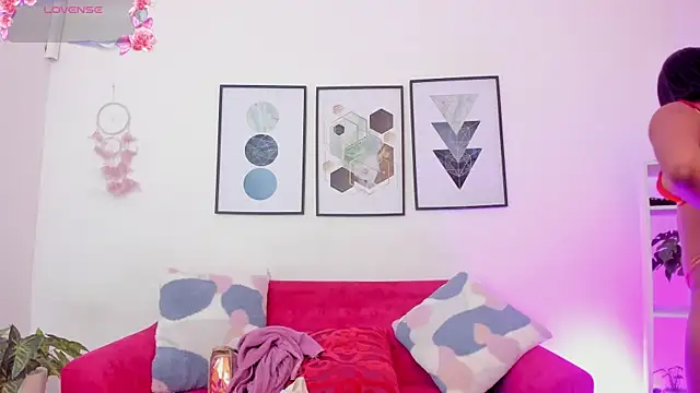 Snapshot of tamibaby7 chatting on 01/19/26, 03:32 tamibaby7 online show from 01/19/26, 03:32