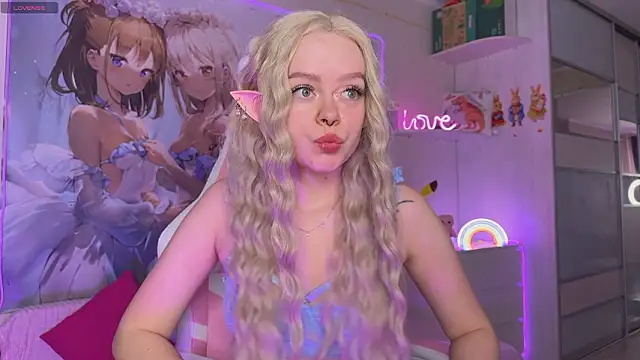 CheekySashaCharm online show from 02/07/26, 08:29