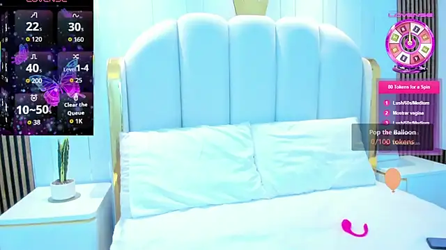 roxyflame  online show from 04/21/26, 11:27