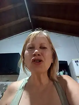 SexyMilf1211 online show from 03/28/26, 02:27