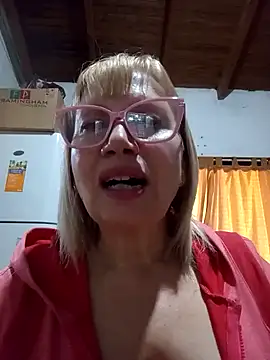 SexyMilf1211 online show from 04/24/26, 02:08