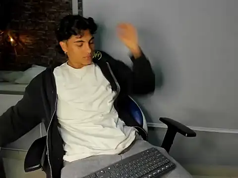 MattFiore online show from 01/17/26, 07:39