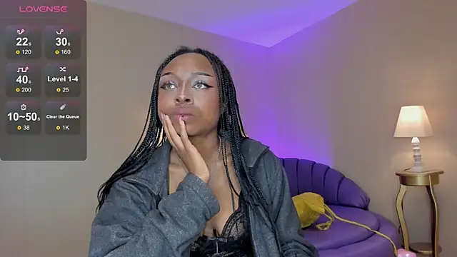 Midnight Bluee online show from 12/15/25, 07:40