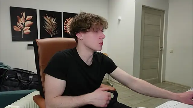 Charles Dreams online show from 03/05/26, 08:49