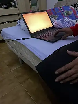 Snapshot of sweetblacky87 chatting on 02/27/26, 10:32 sweetblacky87 online show from 02/27/26, 10:32