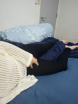 hinata 29 online show from 04/17/26, 05:16