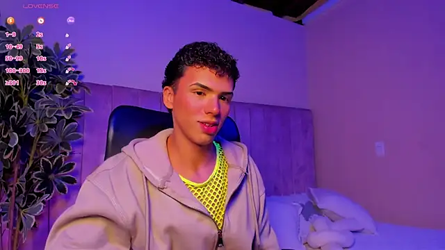 Seab trooy online show from 11/19/25, 04:23