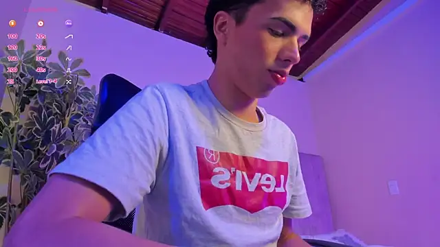 Seab trooy online show from 11/26/25, 04:35