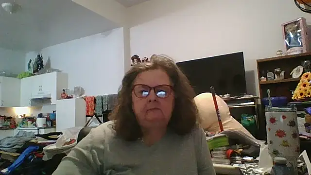 TiguhguhrsRose online show from 01/18/26, 12:47