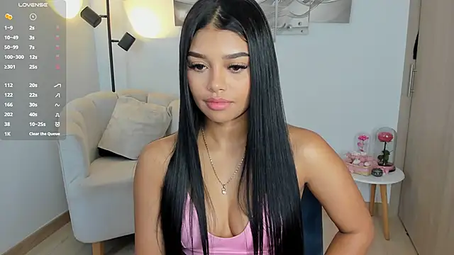 haileyflorez  online show from 04/18/26, 07:07