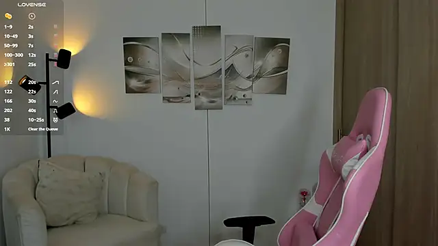 haileyflorez  online show from 05/21/26, 01:29