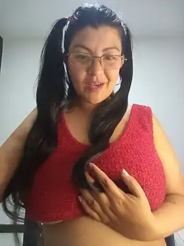 Snapshot of CelesteAlvarez1989 chatting on 05/28/26, 02:31 CelesteAlvarez1989 online show from 05/28/26, 02:31