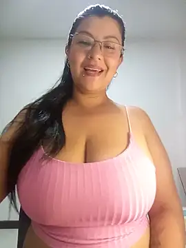 Snapshot of CelesteAlvarez1989 chatting on 06/03/26, 02:14 CelesteAlvarez1989 online show from 06/03/26, 02:14