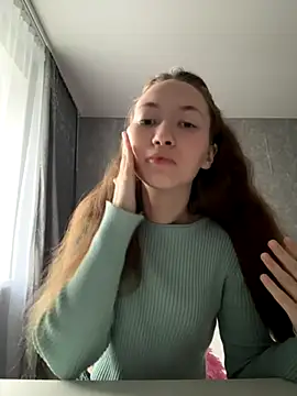 Holy Poly online show from 12/04/25, 08:23