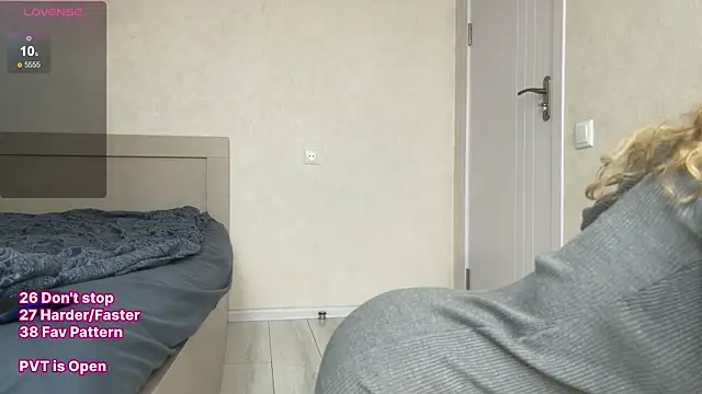 Play Me Softly online show from 02/08/26, 09:23