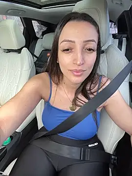 Snapshot of BelleRune chatting on 12/10/24, 05:44 BelleRune online show from 12/10/24, 05:44