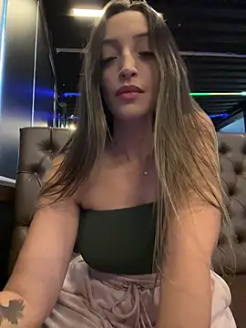 BelleRune online show from 04/14/26, 07:53