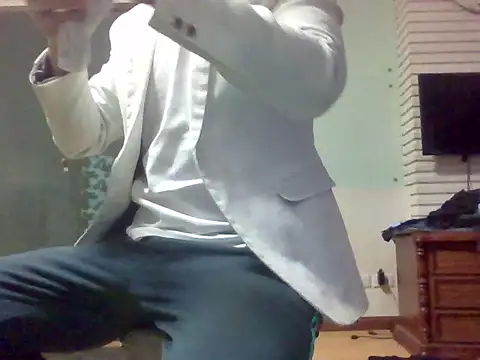 Snapshot of TommyZhao10 chatting on 11/15/25, 03:04 TommyZhao10 online show from 11/15/25, 03:04