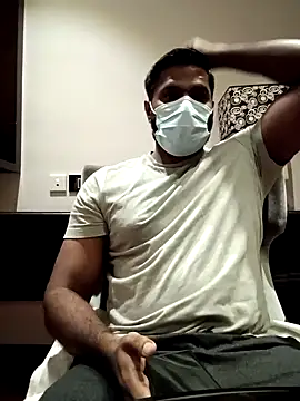 frolicme456 online show from 11/17/25, 02:01