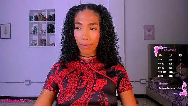 Snapshot of _Larabbitxx chatting on 03/17/26, 01:21 Larabbitxx online show from 03/17/26, 01:21