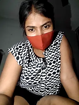 Snapshot of Red_Love_1 chatting on 11/18/25, 07:18 Red Love 1 online show from 11/18/25, 07:18