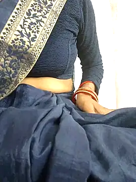 Snapshot of Miss_Nidhi89 chatting on 11/15/25, 09:39 Miss Nidhi89 online show from 11/15/25, 09:39