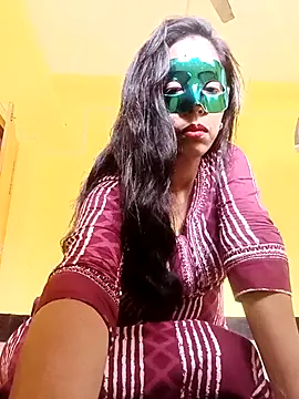 Nisha  19 online show from 11/27/25, 08:16