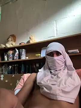 Snapshot of 24_c chatting on 02/25/26, 10:58 24 c online show from 02/25/26, 10:58