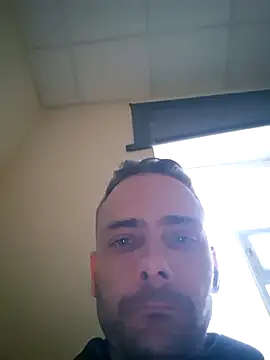 Gregorywhitelegs online show from 03/11/26, 03:29