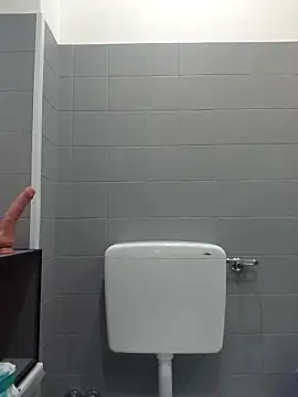 Snapshot of chanell95 chatting on 02/04/26, 08:31 chanell95 online show from 02/04/26, 08:31