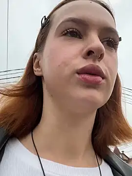 hani obsessed online show from 12/02/25, 07:25