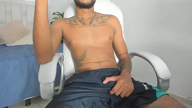 Jackson11   online show from 11/14/25, 07:56