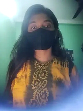 Disha Nur0 online show from 12/22/25, 10:40