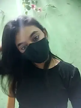 Disha Nur0 online show from 04/06/26, 08:32