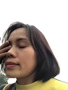 Trangbabylove online show from 01/19/26, 08:29